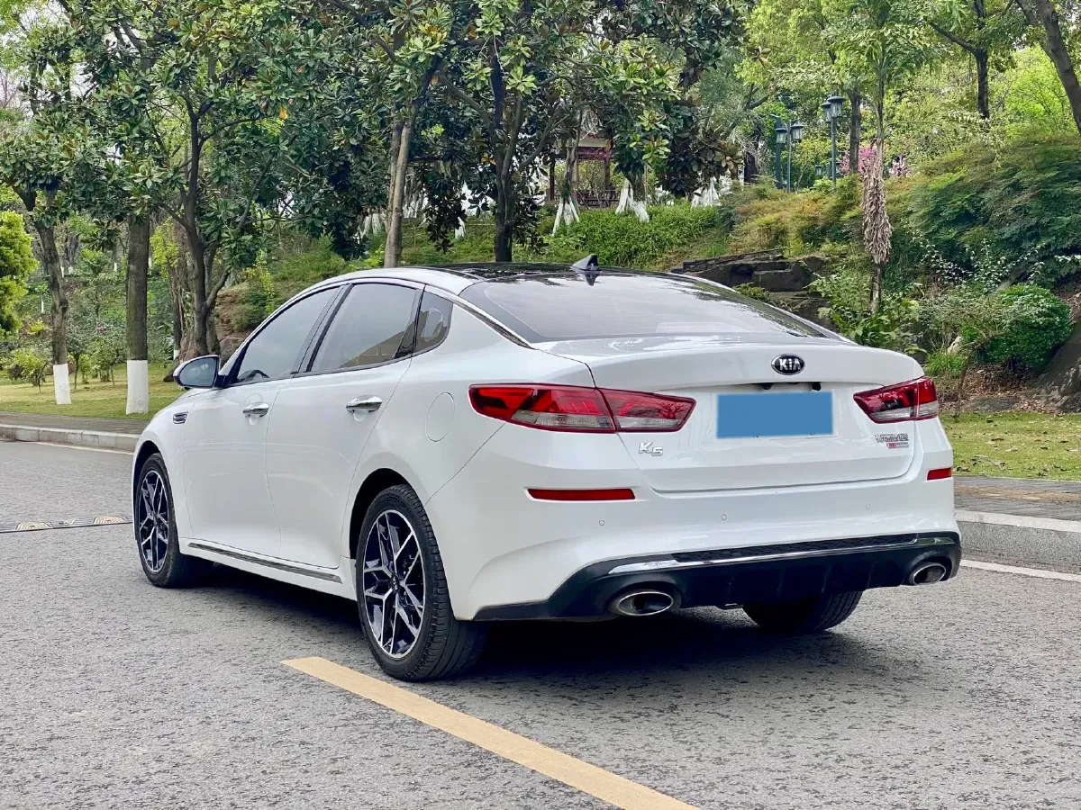 2019 Kia K5 2.0L 161HP L4 6AT,autocango,china used car exporter,china ev exporter,chinese used car exporter,chinese used ev exporter