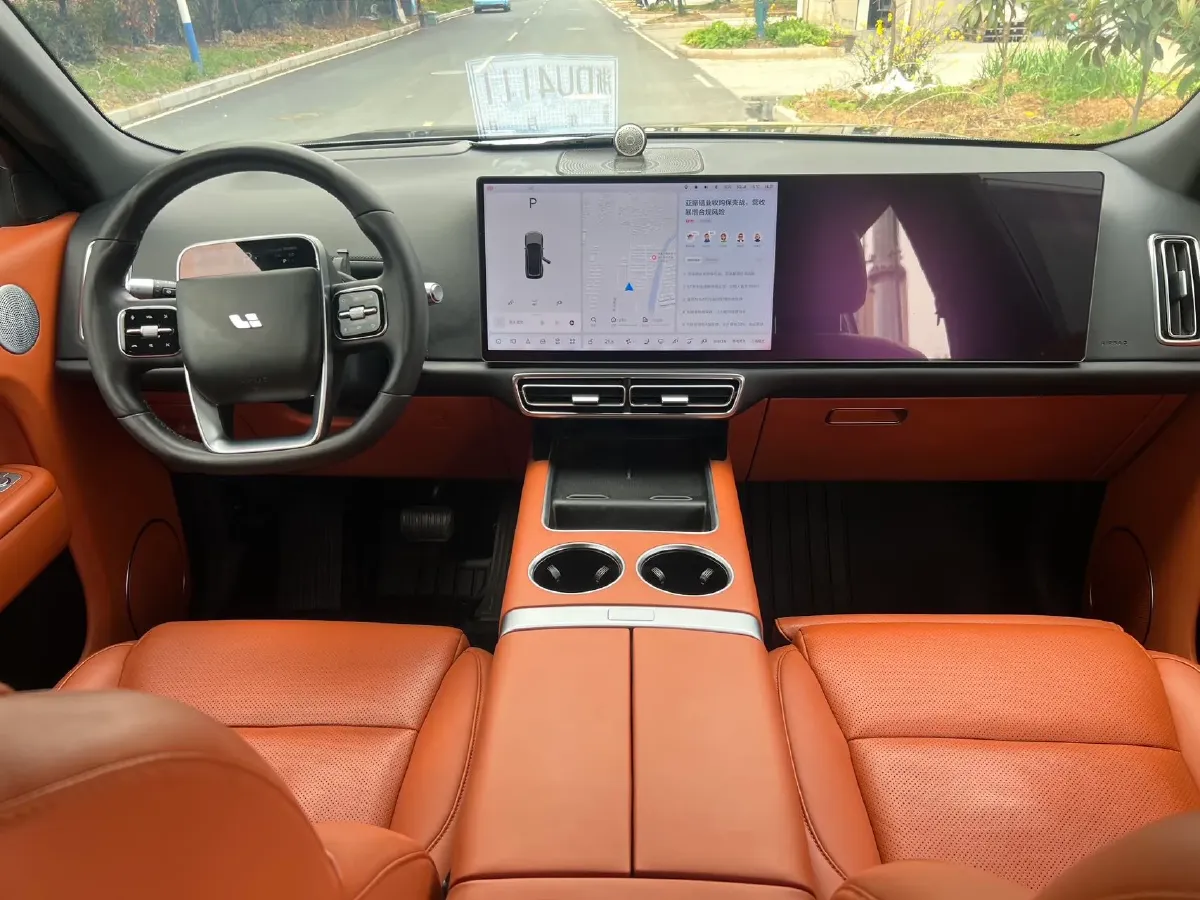 2023 Li L8 Range Extended 154HP REEV 40.9KWH,autocango,china used car exporter,china ev exporter,chinese used car exporter,chinese used ev exporter