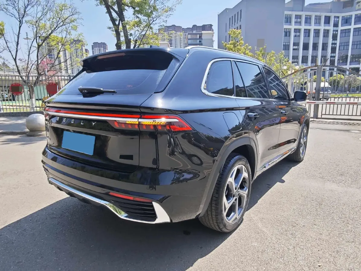 2024 Geely Monjaro 2.0T 218HP L4 7DCT,autocango,china used car exporter,china ev exporter,chinese used car exporter,chinese used ev exporter