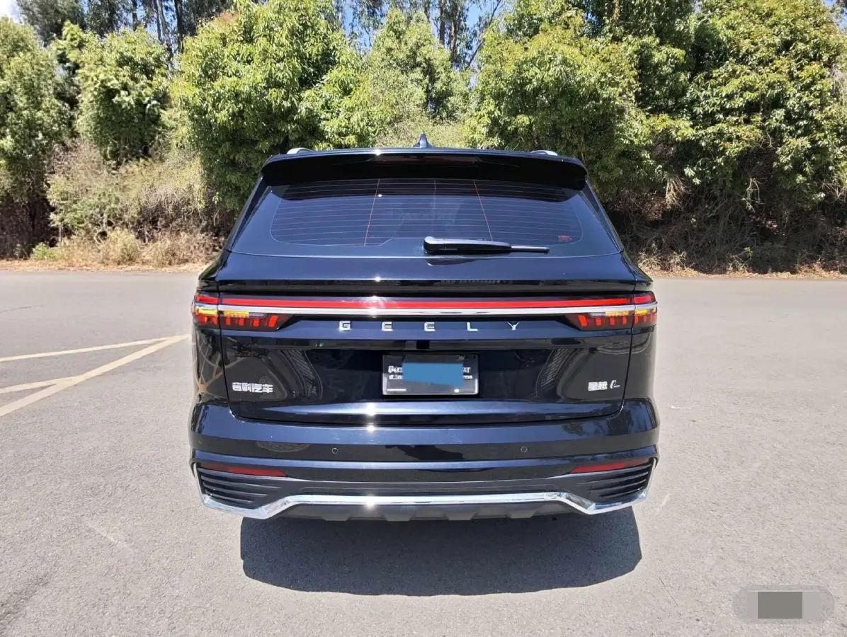 2024 Geely Monjaro 2.0T 218HP L4 7DCT,autocango,china used car exporter,china ev exporter,chinese used car exporter,chinese used ev exporter