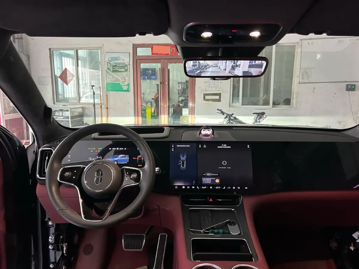 2025 AITO AITO M8 REEV 160HP REEV 53.4KWH,autocango,china used car exporter,china ev exporter,chinese used car exporter,chinese used ev exporter