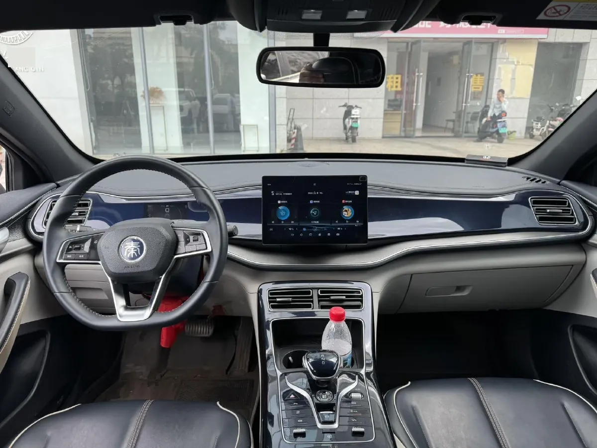 2021 Haval F7 1.5T 169HP L4 7DCT,autocango,china used car exporter,china ev exporter,chinese used car exporter,chinese used ev exporter