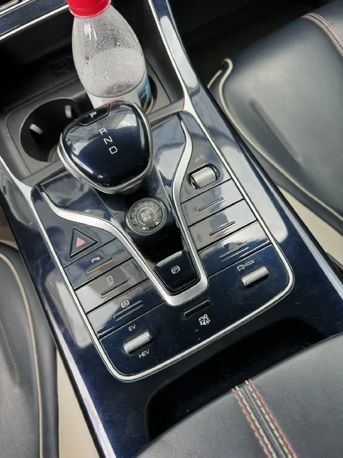 2021 Haval F7 1.5T 169HP L4 7DCT,autocango,china used car exporter,china ev exporter,chinese used car exporter,chinese used ev exporter