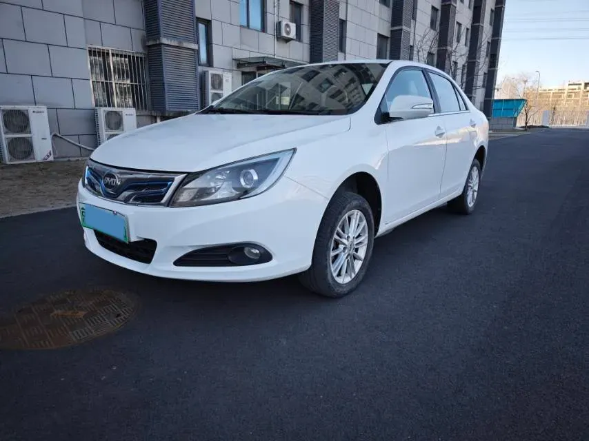 2018 BYD e5 BEV 60.48KWH,autocango,china used car exporter,china ev exporter,chinese used car exporter,chinese used ev exporter