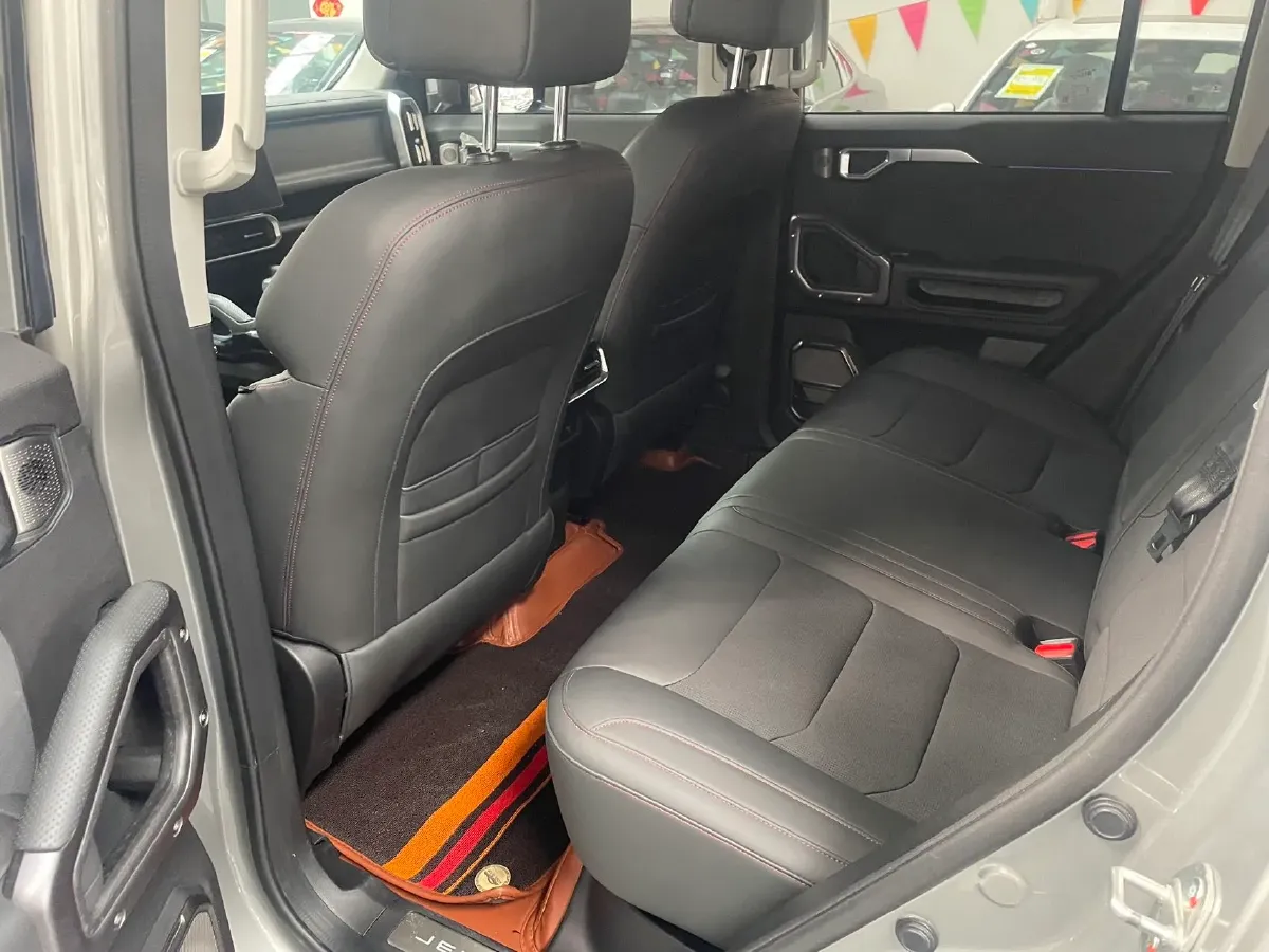 2023 Jetour Traveller 2.0T 254HP L4 8AT,autocango,china used car exporter,china ev exporter,chinese used car exporter,chinese used ev exporter