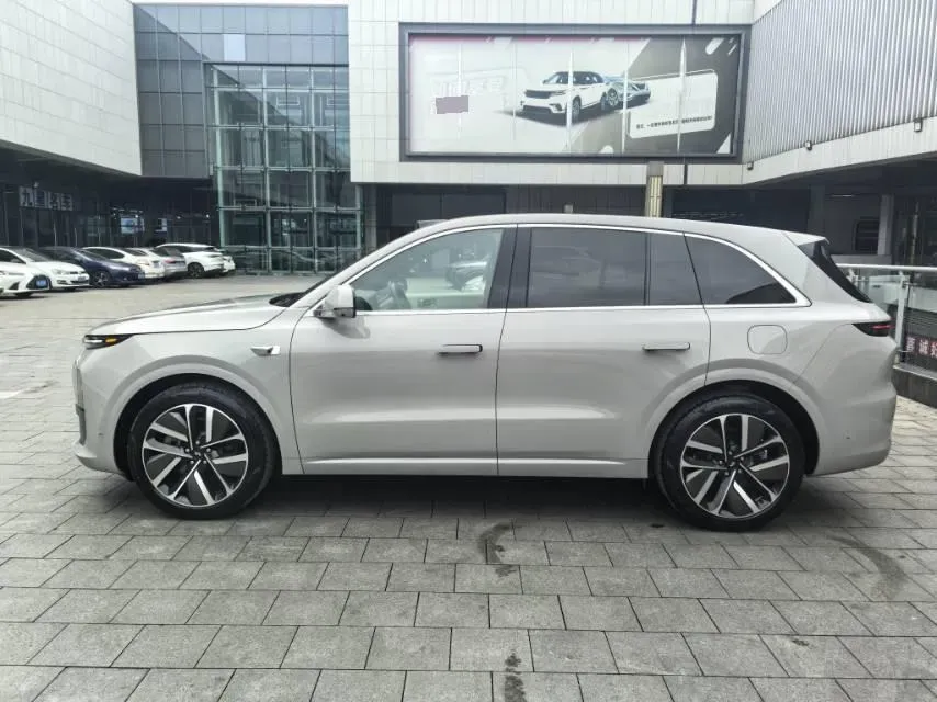 2024 Li L6 Range Extended 154HP L4 REEV 36.8KWH,autocango,china used car exporter,china ev exporter,chinese used car exporter,chinese used ev exporter