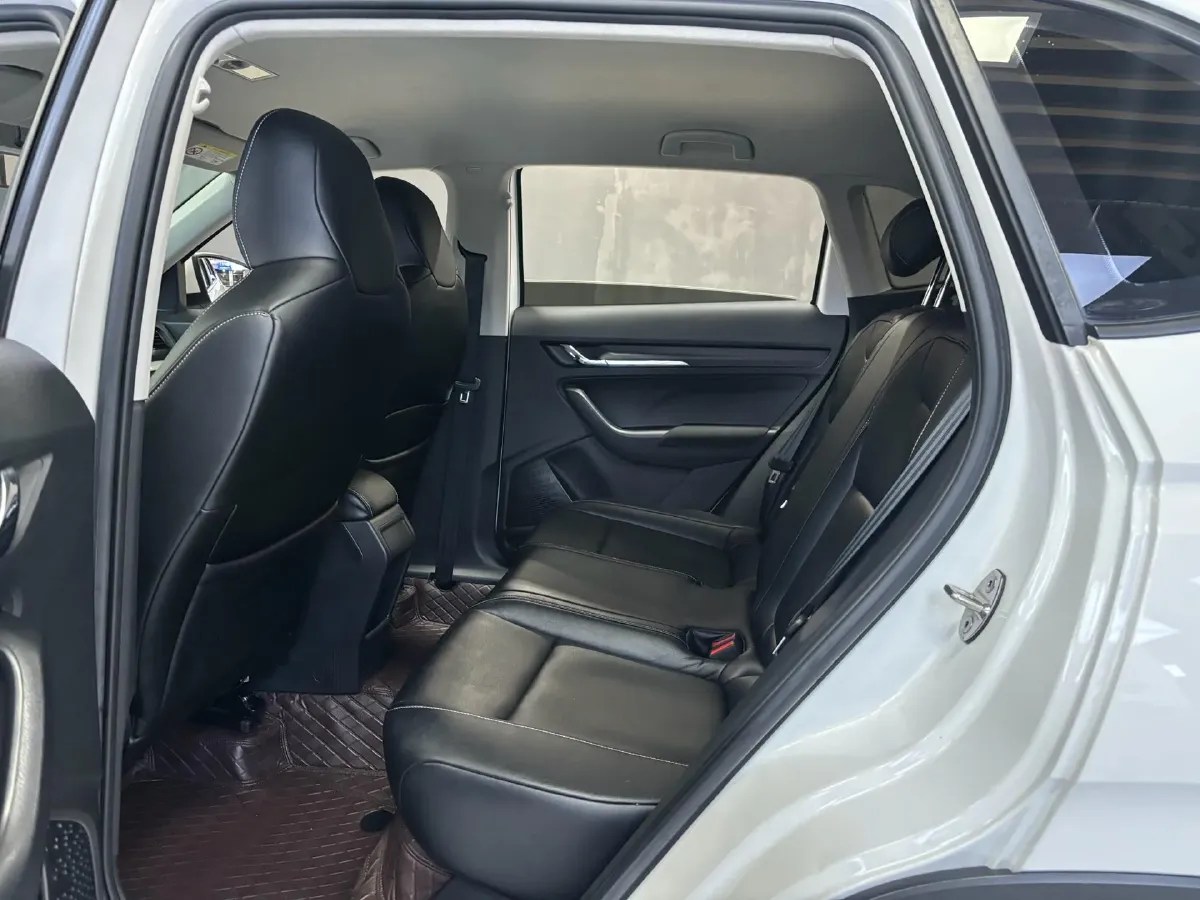 2018 Skoda Rapid Spaceback 1.4T 131HP L4 7DCT,autocango,china used car exporter,china ev exporter,chinese used car exporter,chinese used ev exporter