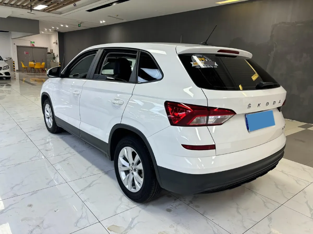 2018 Skoda Rapid Spaceback 1.4T 131HP L4 7DCT,autocango,china used car exporter,china ev exporter,chinese used car exporter,chinese used ev exporter