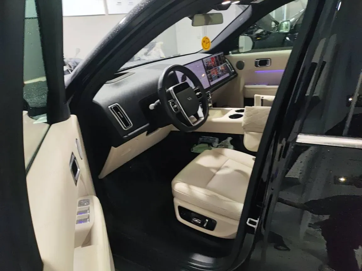 2023 Li L7 Range Extended 154HP REEV 40.9KWH,autocango,china used car exporter,china ev exporter,chinese used car exporter,chinese used ev exporter
