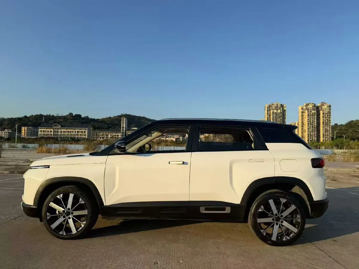 2022 Geely ICON 1.5T 177HP L3 6AT,autocango,china used car exporter,china ev exporter,chinese used car exporter,chinese used ev exporter