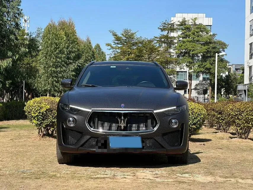 2019 Maserati Levante 3.8T 550HP V8 8AT,autocango,china used car exporter,china ev exporter,chinese used car exporter,chinese used ev exporter