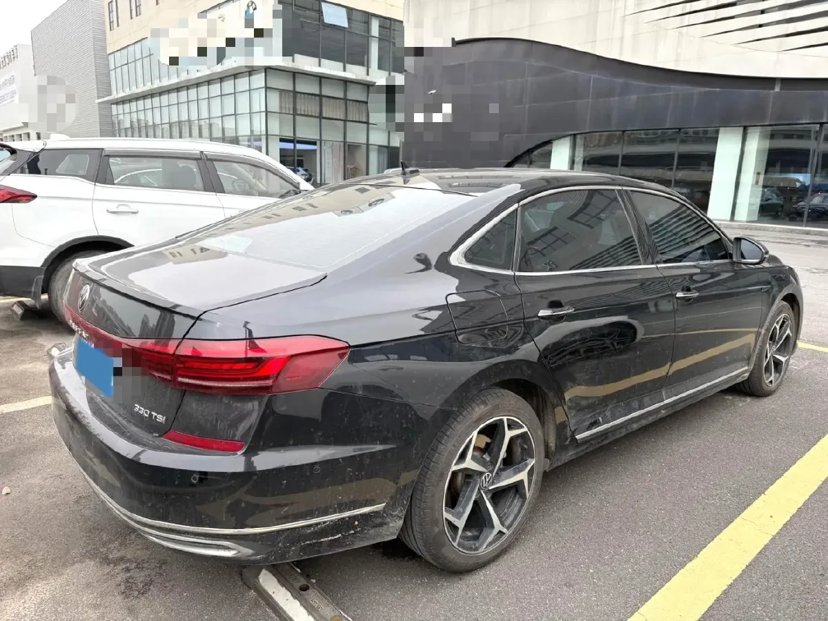 2023 Volkswagen Passat 2.0T 186HP L4 7DCT,autocango,china used car exporter,china ev exporter,chinese used car exporter,chinese used ev exporter