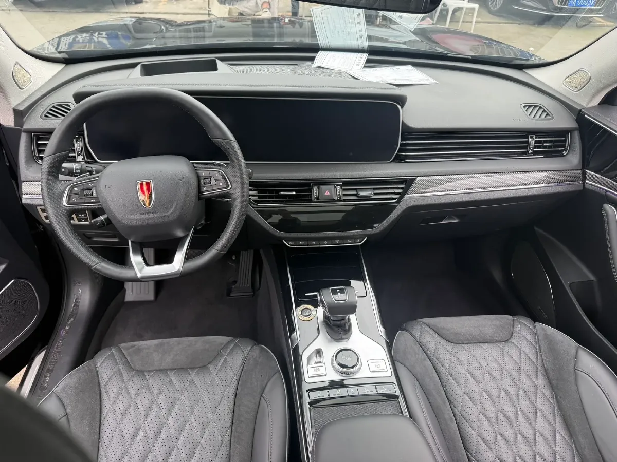 2019 HongQi HS5 2.0T 224HP L4 6AT,autocango,china used car exporter,china ev exporter,chinese used car exporter,chinese used ev exporter