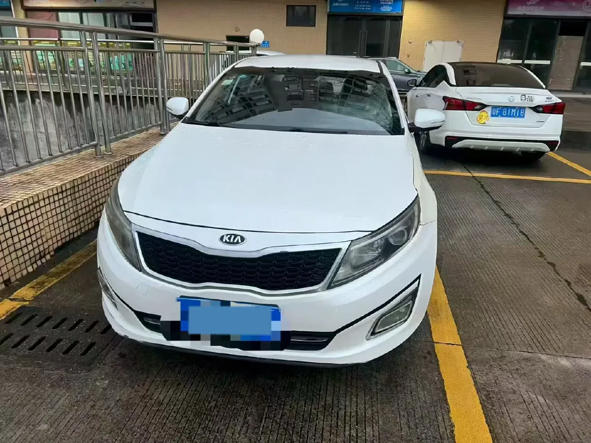 2015 Kia K5 2.0L 162HP L4 6AT,autocango,china used car exporter,china ev exporter,chinese used car exporter,chinese used ev exporter