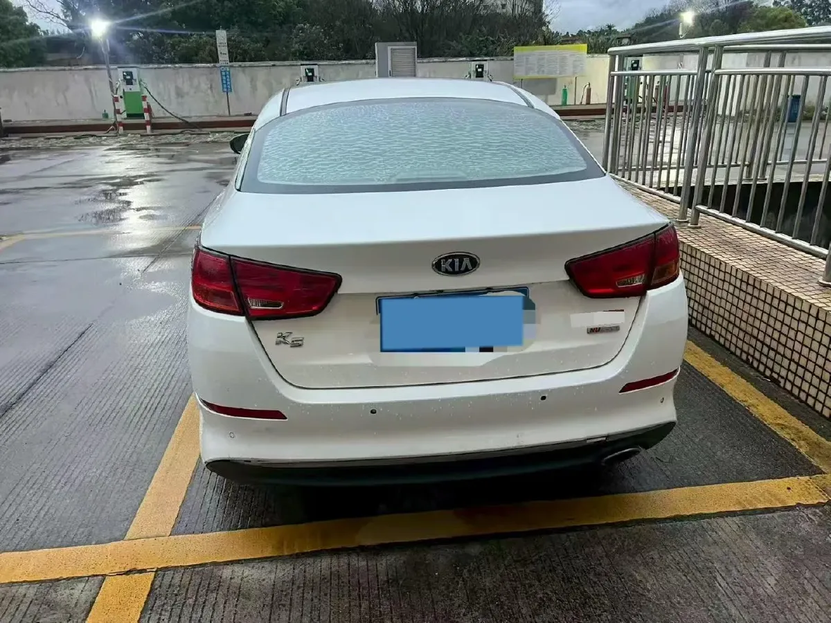 2015 Kia K5 2.0L 162HP L4 6AT,autocango,china used car exporter,china ev exporter,chinese used car exporter,chinese used ev exporter