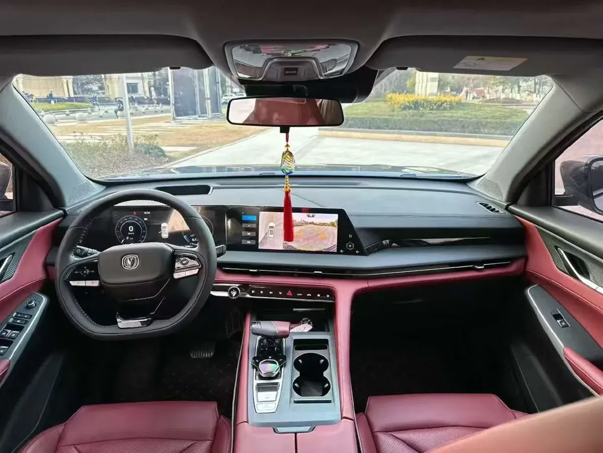 2022 ChangAn CS75 Plus 2.0T 233HP L4 8AT,autocango,china used car exporter,china ev exporter,chinese used car exporter,chinese used ev exporter