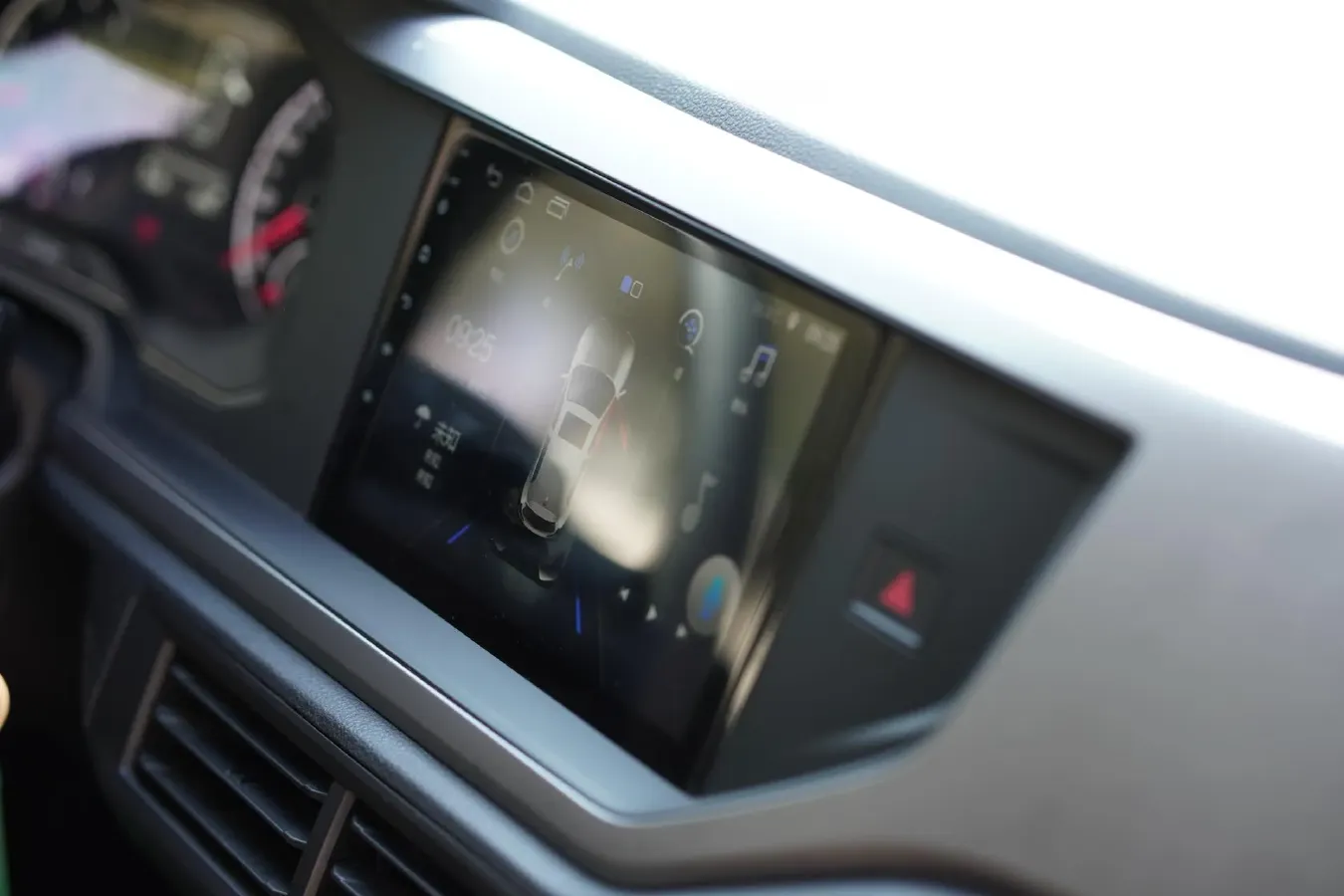 2019 Volkswagen Polo 1.5L 113HP L4 6AT,autocango,china used car exporter,china ev exporter,chinese used car exporter,chinese used ev exporter