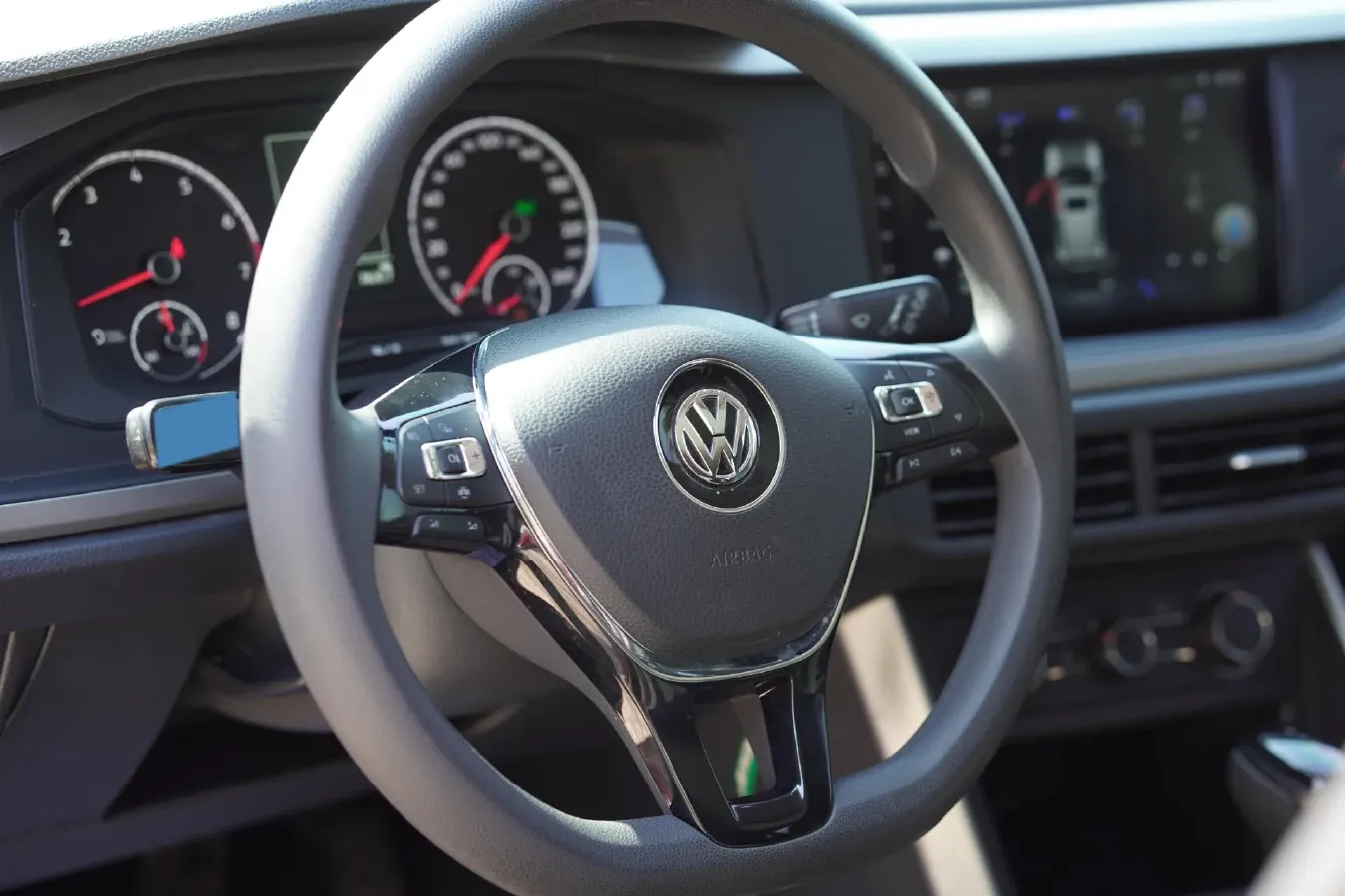 2019 Volkswagen Polo 1.5L 113HP L4 6AT,autocango,china used car exporter,china ev exporter,chinese used car exporter,chinese used ev exporter