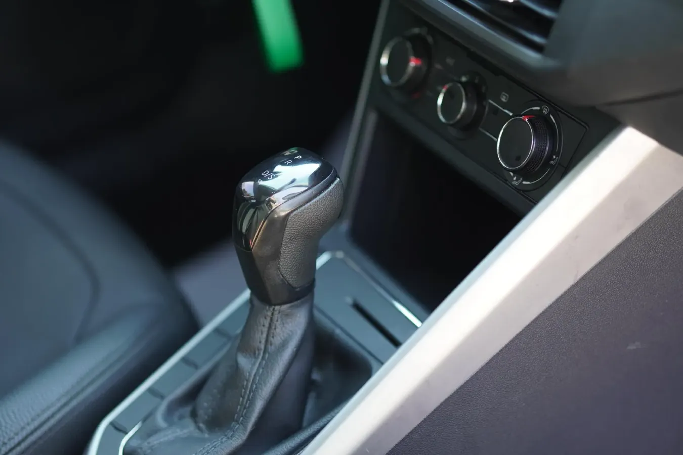 2019 Volkswagen Polo 1.5L 113HP L4 6AT,autocango,china used car exporter,china ev exporter,chinese used car exporter,chinese used ev exporter