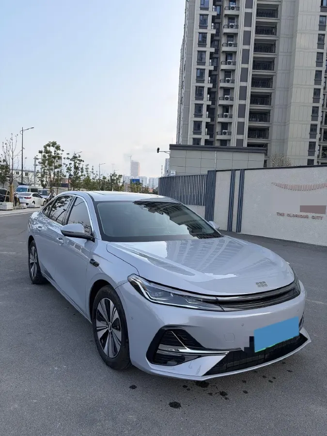 2025 Geely Galaxy A7 1.5L 112HP L4 1DHT PHEV,autocango,china used car exporter,china ev exporter,chinese used car exporter,chinese used ev exporter