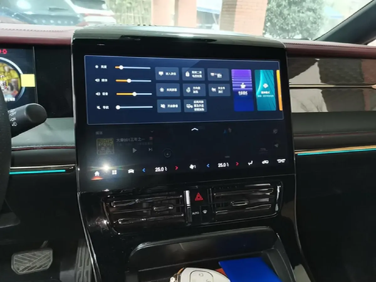 2024 GAC Trumpchi M8 2.0T 252HP L4 8AT,autocango,china used car exporter,china ev exporter,chinese used car exporter,chinese used ev exporter