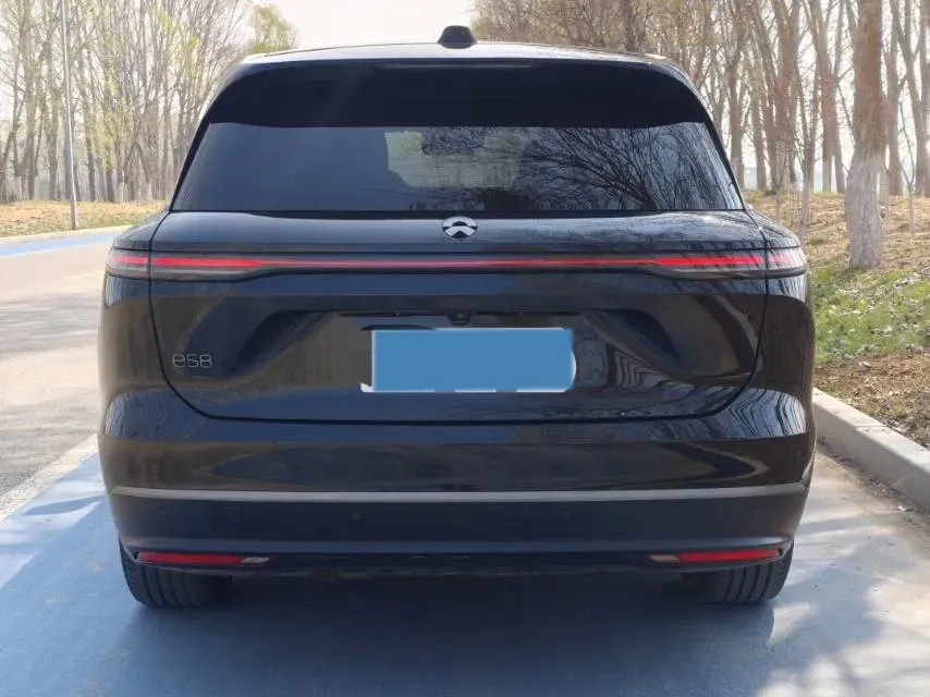 2024 Porsche Macan All-Electric BEV 100KWH,autocango,china used car exporter,china ev exporter,chinese used car exporter,chinese used ev exporter