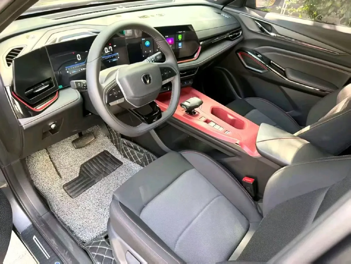 2025 ChangAn X5 PLUS 1.5T 188HP L4 7DCT,autocango,china used car exporter,china ev exporter,chinese used car exporter,chinese used ev exporter