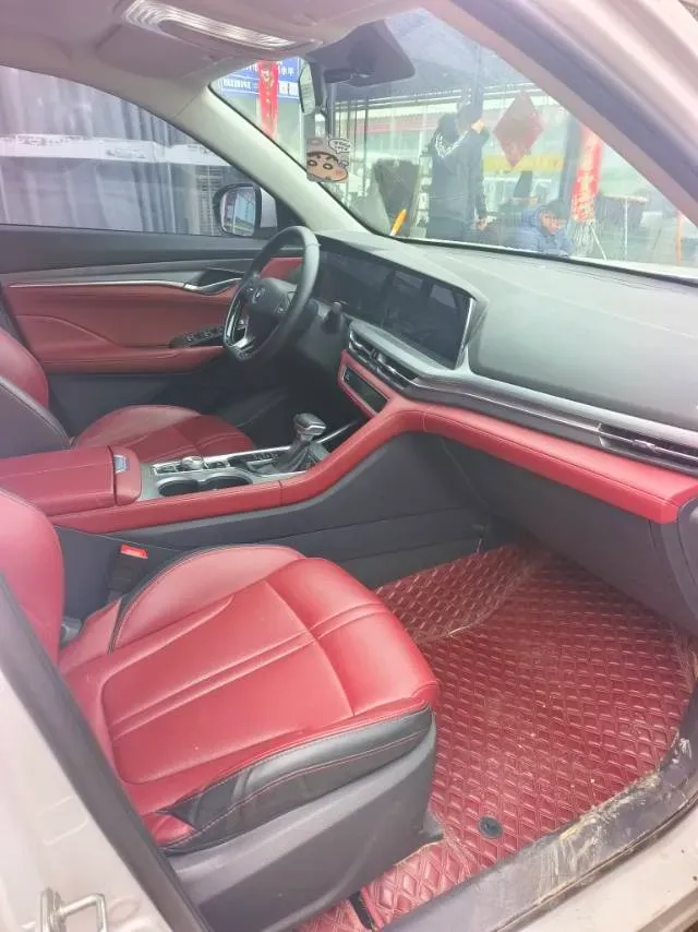 2022 ChangAn CS75 Plus 1.5T 178HP L4 6AT,autocango,china used car exporter,china ev exporter,chinese used car exporter,chinese used ev exporter