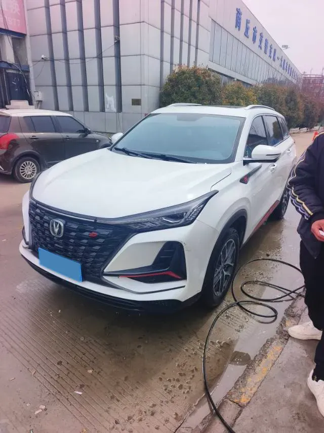 2022 ChangAn CS75 Plus 1.5T 178HP L4 6AT,autocango,china used car exporter,china ev exporter,chinese used car exporter,chinese used ev exporter