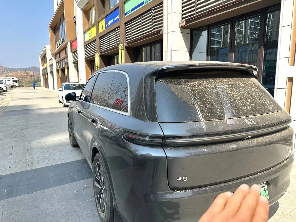 2024 Volvo S60 2.0T 197HP L4 7DCT,autocango,china used car exporter,china ev exporter,chinese used car exporter,chinese used ev exporter