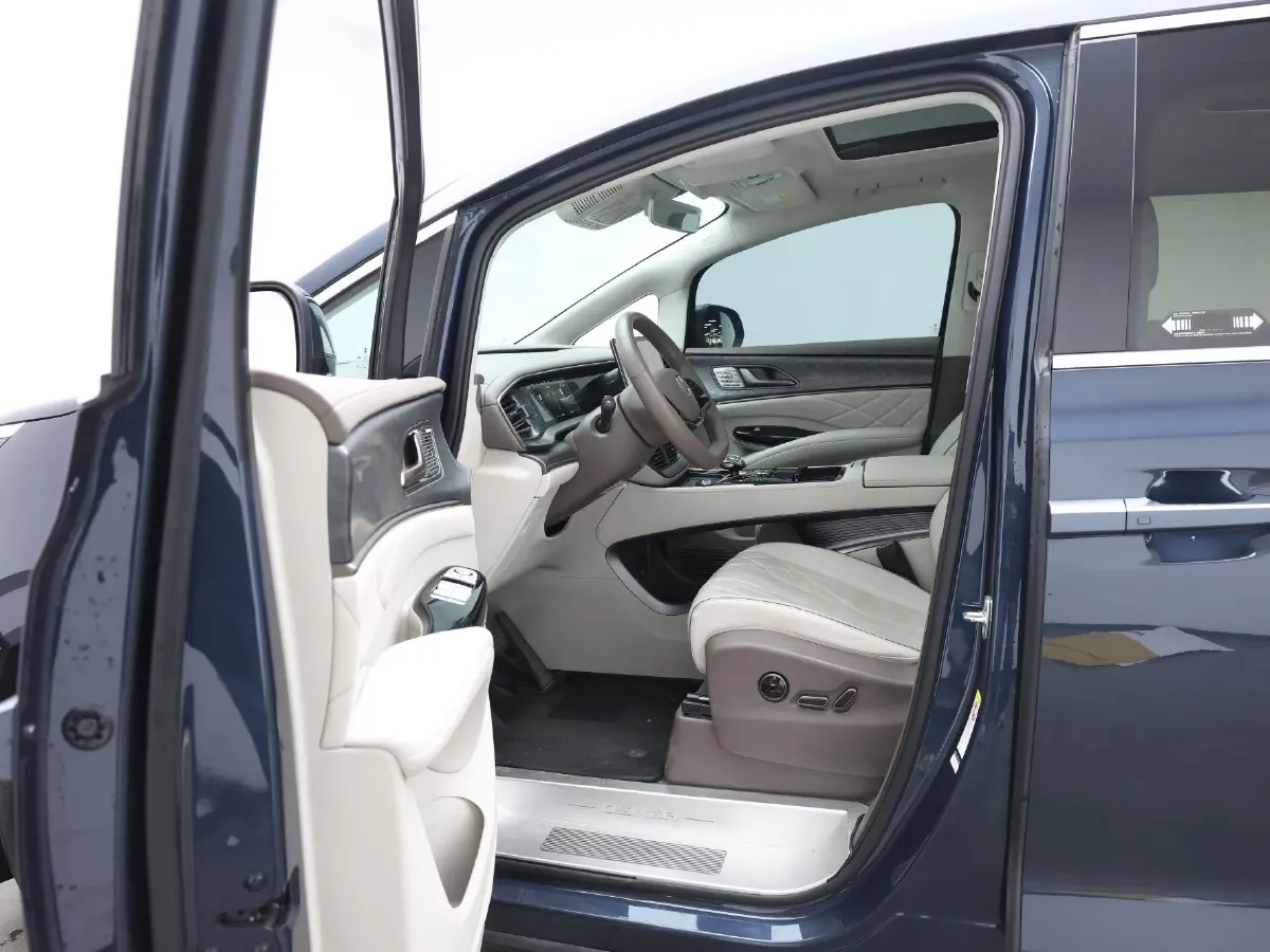 2022 HongQi HS7 3.0T 337HP V6 8AT,autocango,china used car exporter,china ev exporter,chinese used car exporter,chinese used ev exporter