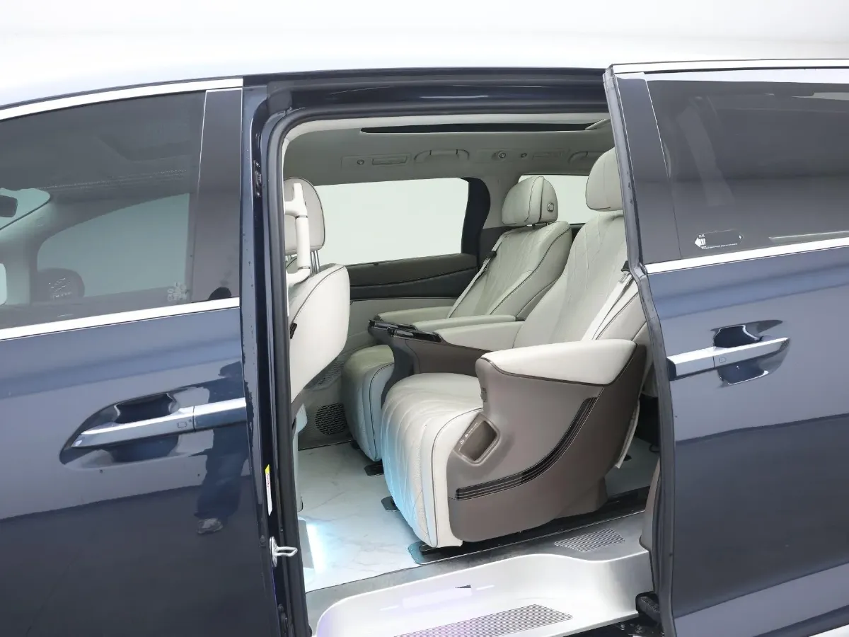 2022 HongQi HS7 3.0T 337HP V6 8AT,autocango,china used car exporter,china ev exporter,chinese used car exporter,chinese used ev exporter