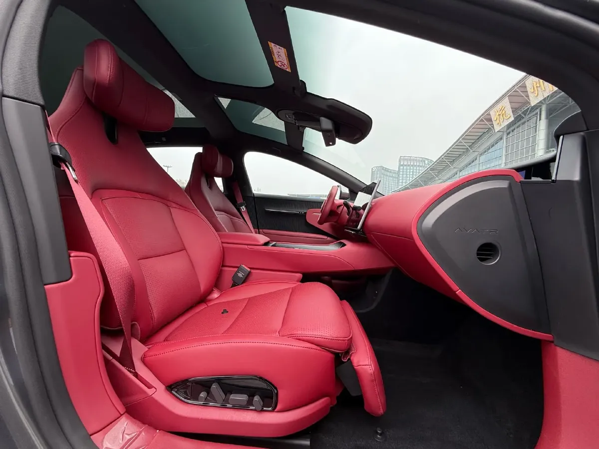 2026 Avatr 12 BEV,autocango,china used car exporter,china ev exporter,chinese used car exporter,chinese used ev exporter