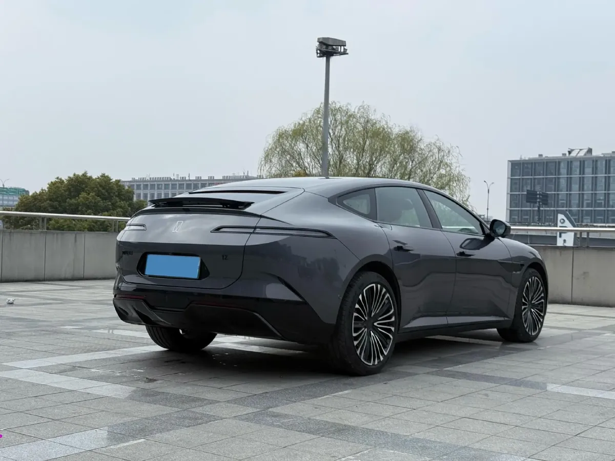 2026 Avatr 12 BEV,autocango,china used car exporter,china ev exporter,chinese used car exporter,chinese used ev exporter