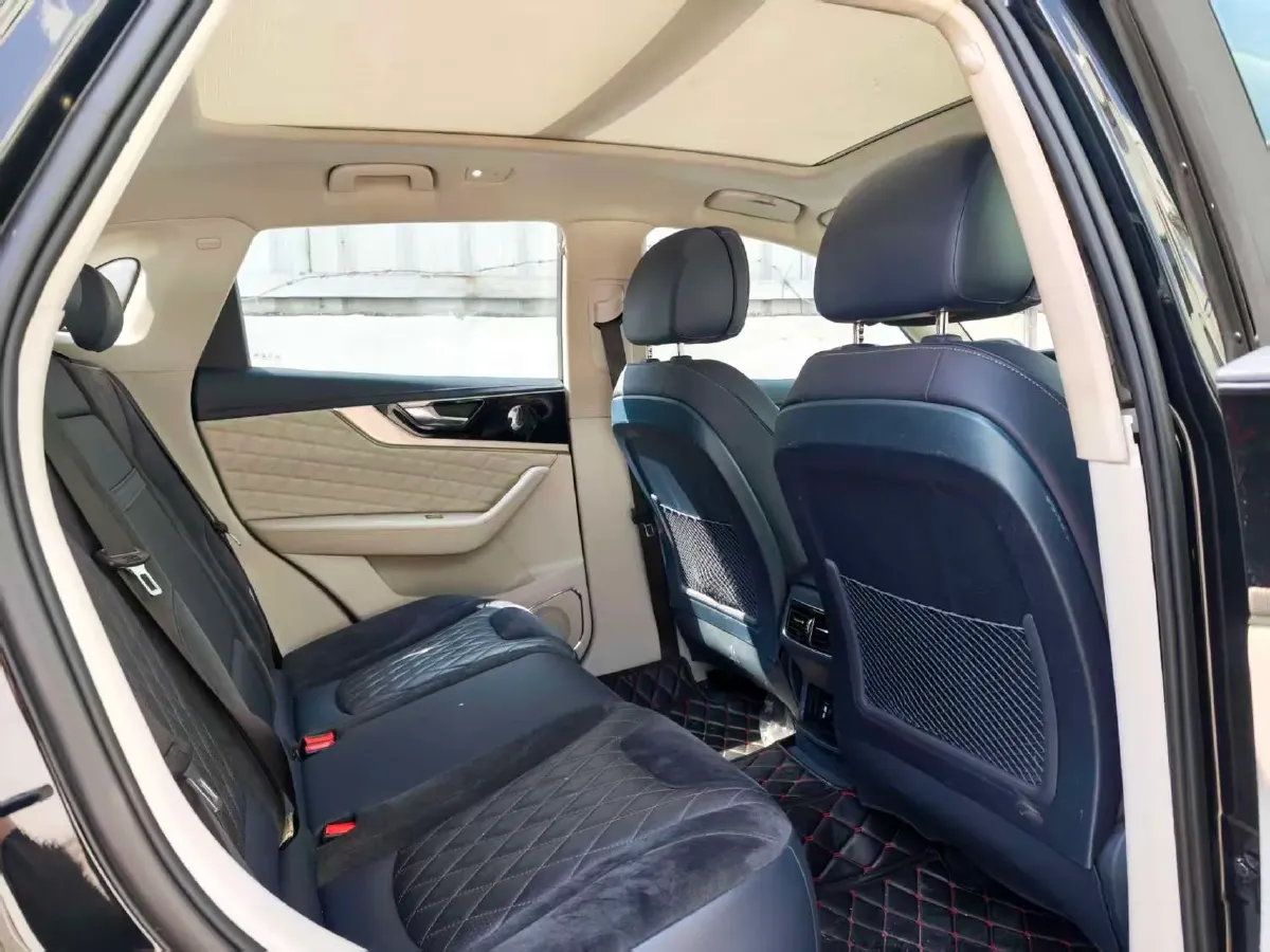 2019 HongQi HS5 2.0T 224HP L4 6AT,autocango,china used car exporter,china ev exporter,chinese used car exporter,chinese used ev exporter
