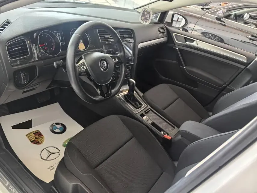 2020 Volkswagen Golf 1.2T 116HP L4 7DCT,autocango,china used car exporter,china ev exporter,chinese used car exporter,chinese used ev exporter