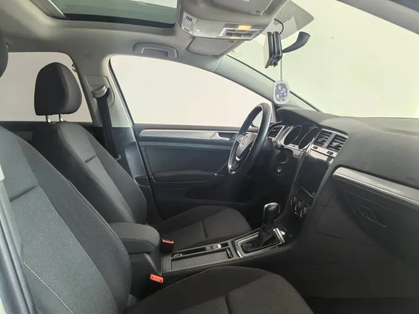 2020 Volkswagen Golf 1.2T 116HP L4 7DCT,autocango,china used car exporter,china ev exporter,chinese used car exporter,chinese used ev exporter