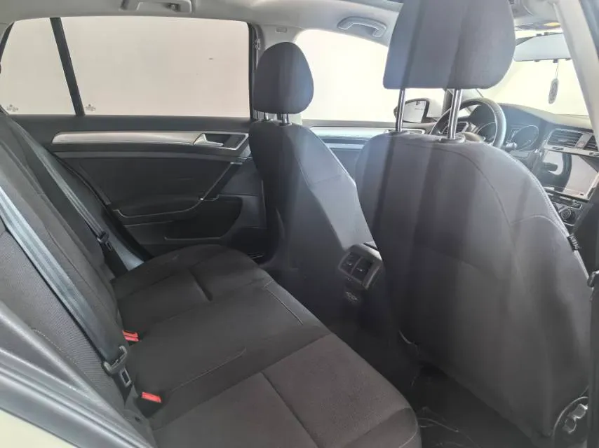 2020 Volkswagen Golf 1.2T 116HP L4 7DCT,autocango,china used car exporter,china ev exporter,chinese used car exporter,chinese used ev exporter