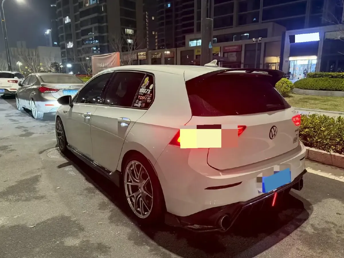 2021 Volkswagen GolfGTI 2.0T 220HP L4 7DCT,autocango,china used car exporter,china ev exporter,chinese used car exporter,chinese used ev exporter