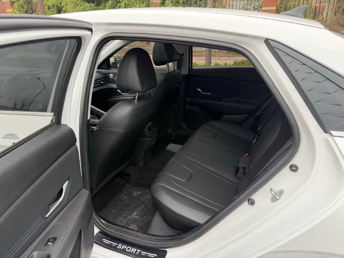 2023 Hyundai Elantra 1.5L 115HP L4 CVT,autocango,china used car exporter,china ev exporter,chinese used car exporter,chinese used ev exporter