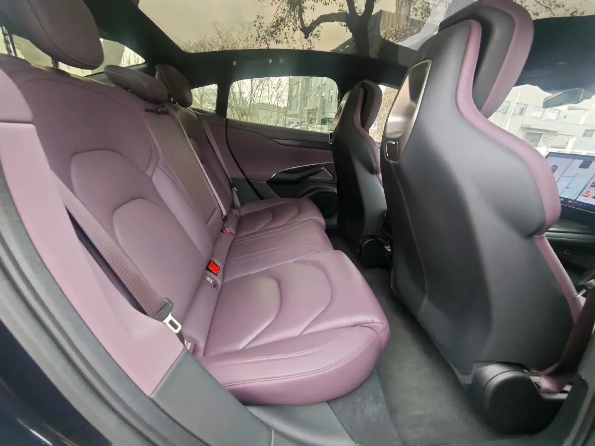 2024 MI SU7 BEV 101KWH,autocango,china used car exporter,china ev exporter,chinese used car exporter,chinese used ev exporter