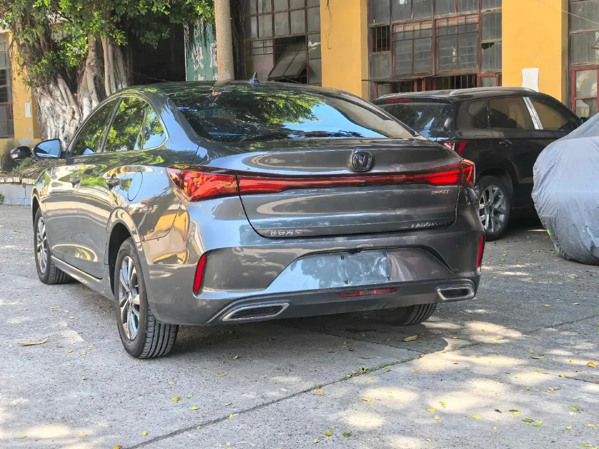 2023 ChangAn Eado 1.4T 160HP L4 7DCT,autocango,china used car exporter,china ev exporter,chinese used car exporter,chinese used ev exporter