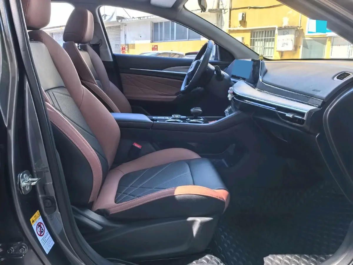 2023 ChangAn Eado 1.4T 160HP L4 7DCT,autocango,china used car exporter,china ev exporter,chinese used car exporter,chinese used ev exporter