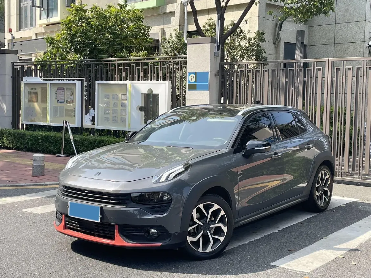 2018 Toyota C-HR 2.0L 171HP L4 CVT,autocango,china used car exporter,china ev exporter,chinese used car exporter,chinese used ev exporter
