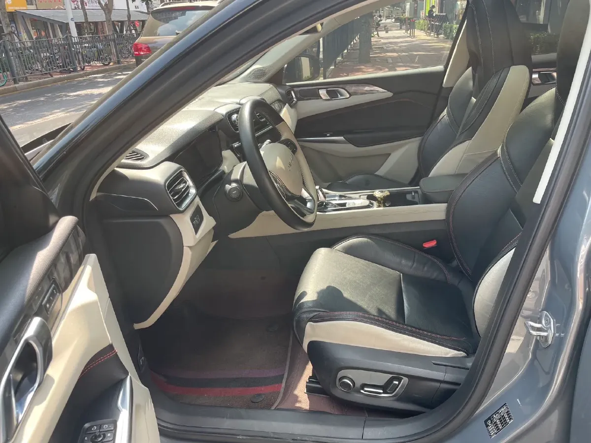 2018 Toyota C-HR 2.0L 171HP L4 CVT,autocango,china used car exporter,china ev exporter,chinese used car exporter,chinese used ev exporter