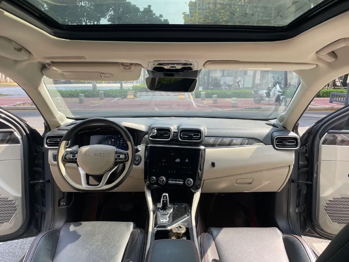 2018 Toyota C-HR 2.0L 171HP L4 CVT,autocango,china used car exporter,china ev exporter,chinese used car exporter,chinese used ev exporter