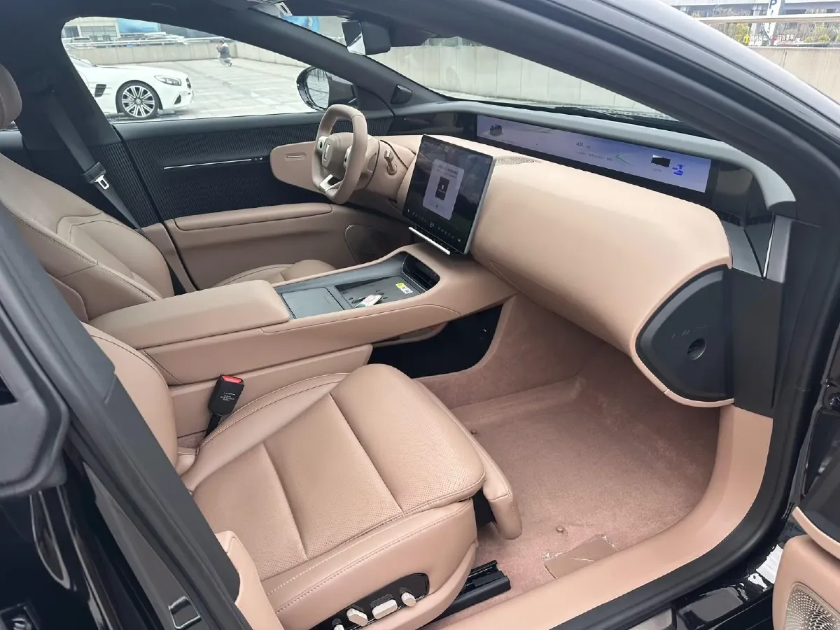 2026 Avatr 12 BEV,autocango,china used car exporter,china ev exporter,chinese used car exporter,chinese used ev exporter