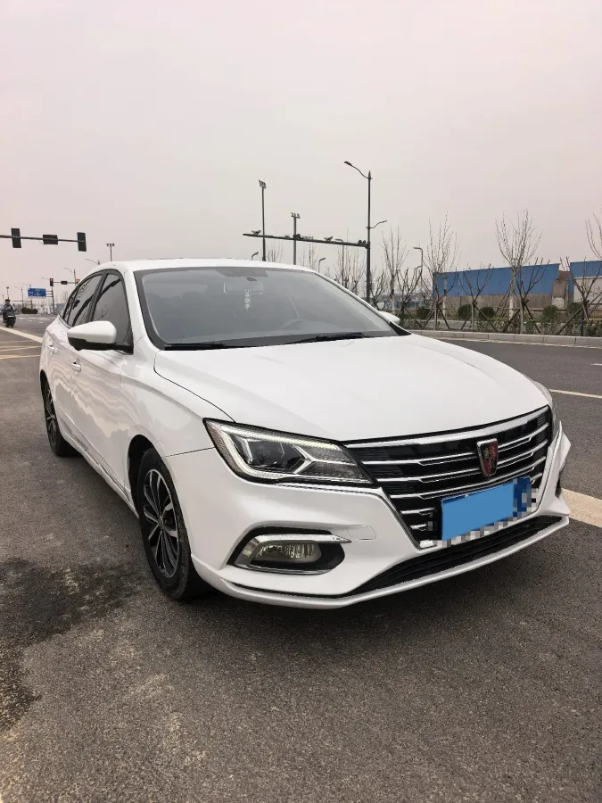 2020 Roewe i5 1.5L 120HP L4 CVT,autocango,china used car exporter,china ev exporter,chinese used car exporter,chinese used ev exporter