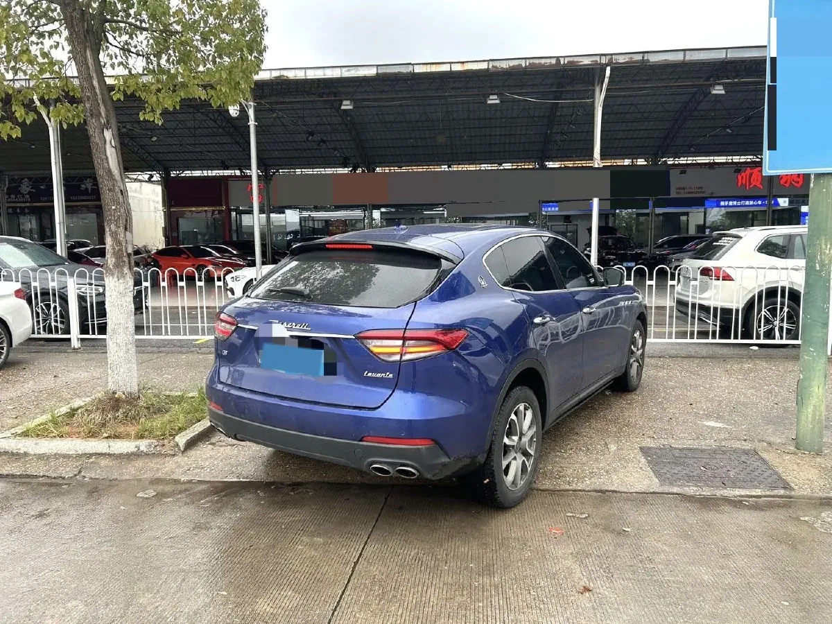 2021 Maserati Levante 3.0T 350HP V6 8AT,autocango,china used car exporter,china ev exporter,chinese used car exporter,chinese used ev exporter