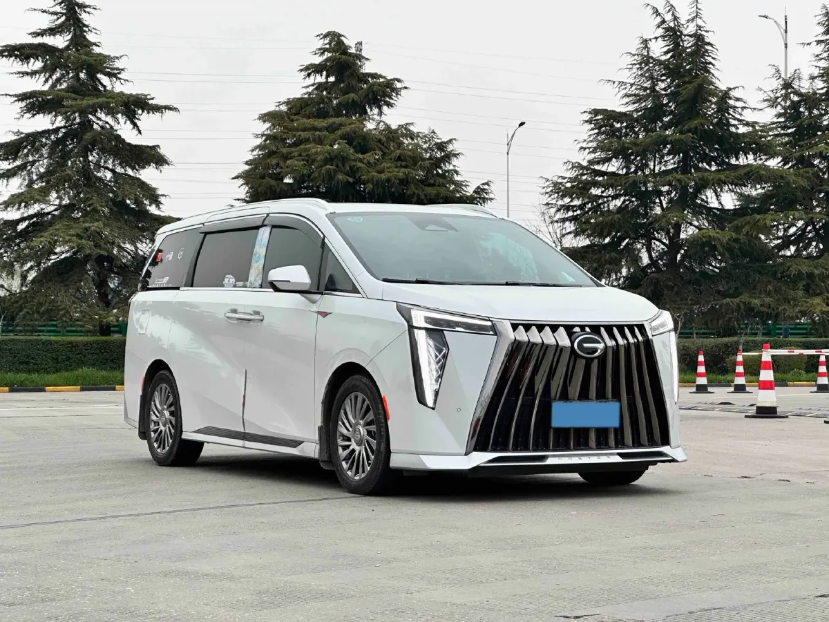 2023 GAC Trumpchi M8 2.0T 252HP L4 8AT,autocango,china used car exporter,china ev exporter,chinese used car exporter,chinese used ev exporter